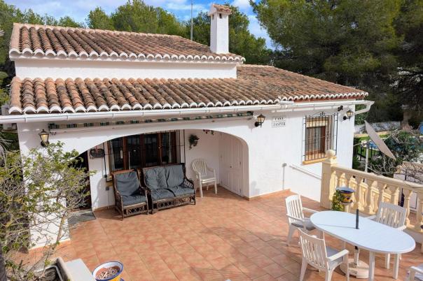 4 bed villa in Moraira