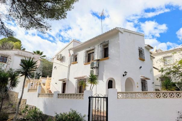 4 bed villa in Moraira