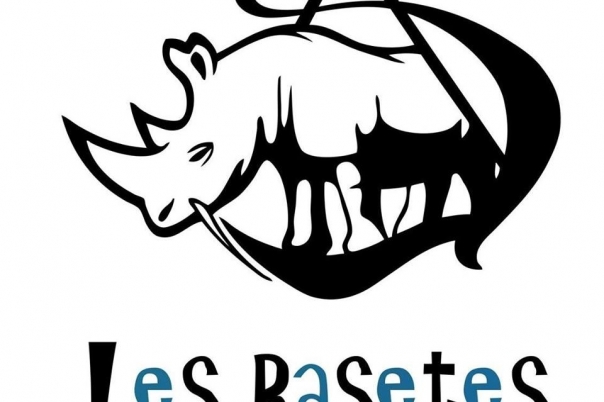Les Basetes Dive Centre - Centro de Buceo
