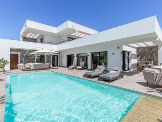 3 bed villas in Moraira