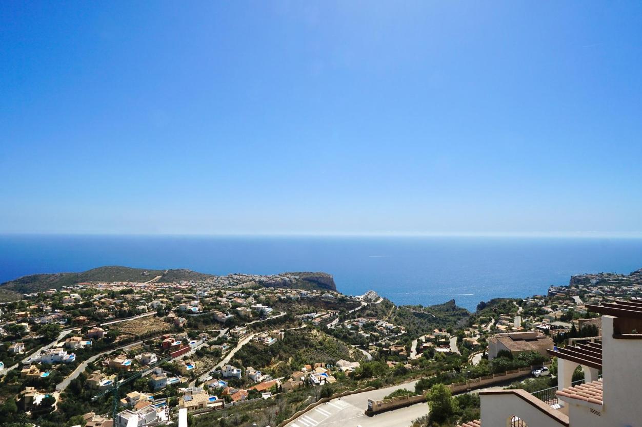 2 bed apartments - flats in Benitachell