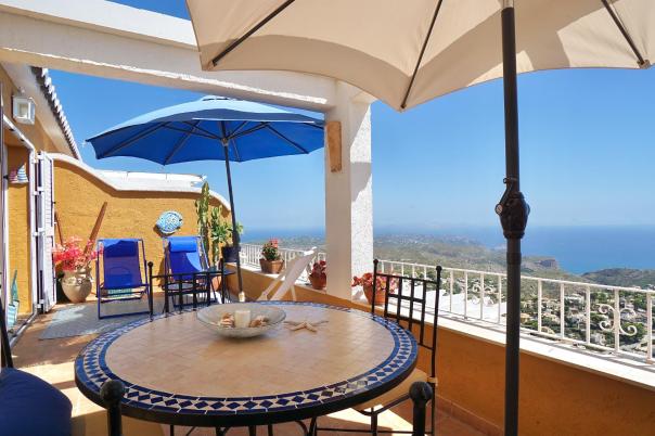 2 bed apartments - flats in Benitachell