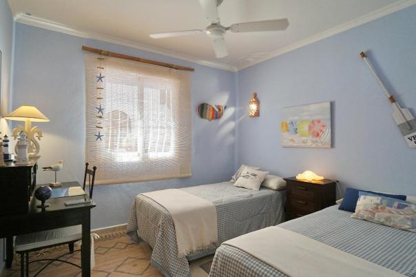 2 bed apartments - flats in Benitachell