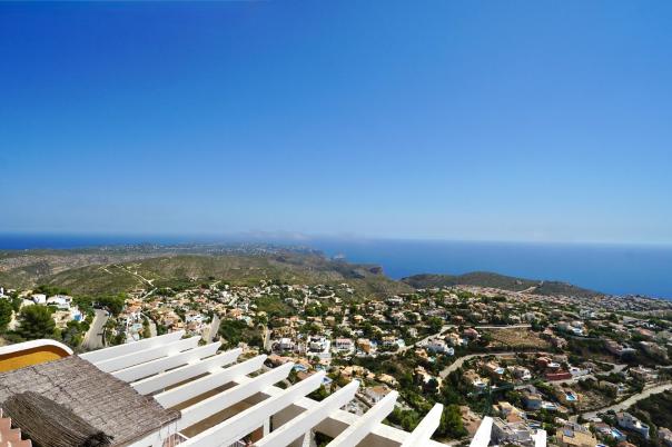 2 bed apartments - flats in Benitachell