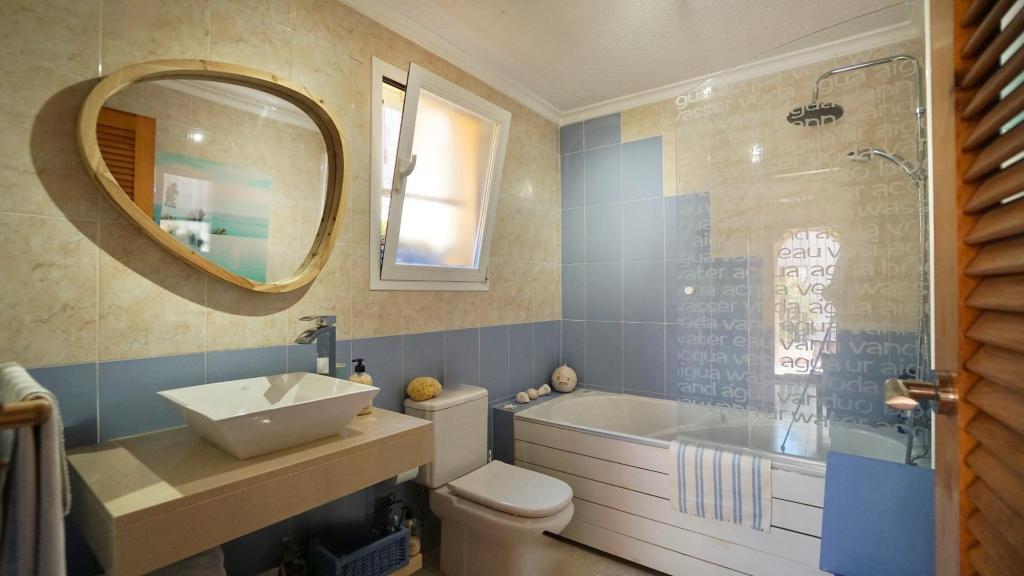 2 bed apartments - flats in Benitachell