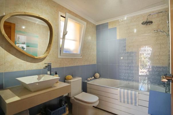 2 bed apartments - flats in Benitachell