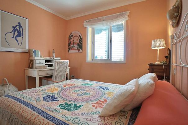 2 bed apartments - flats in Benitachell