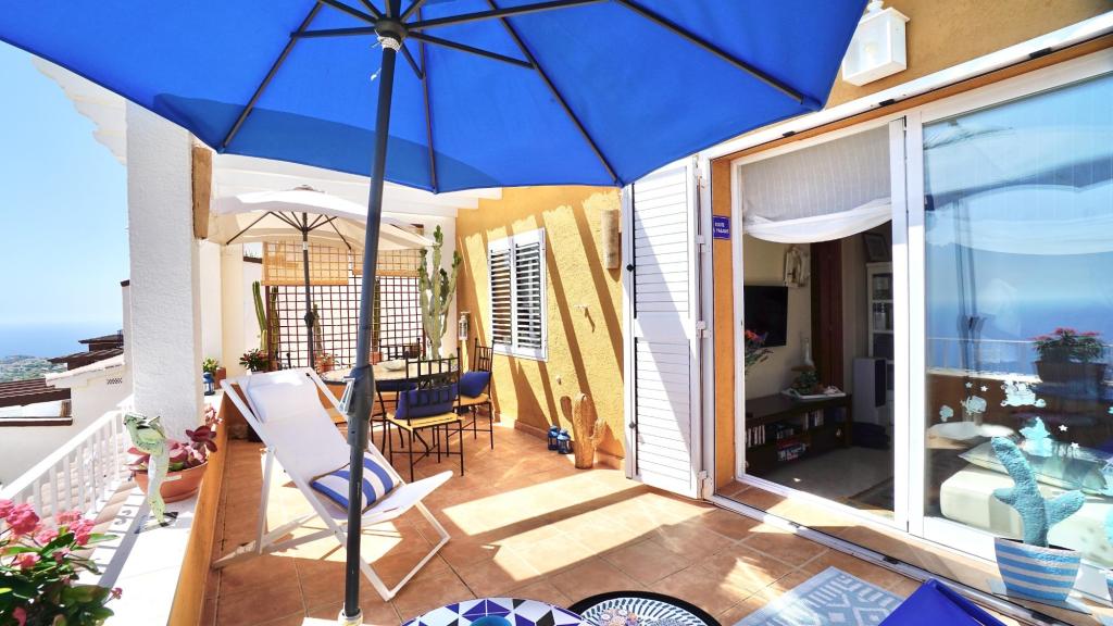 2 bed apartments - flats in Benitachell