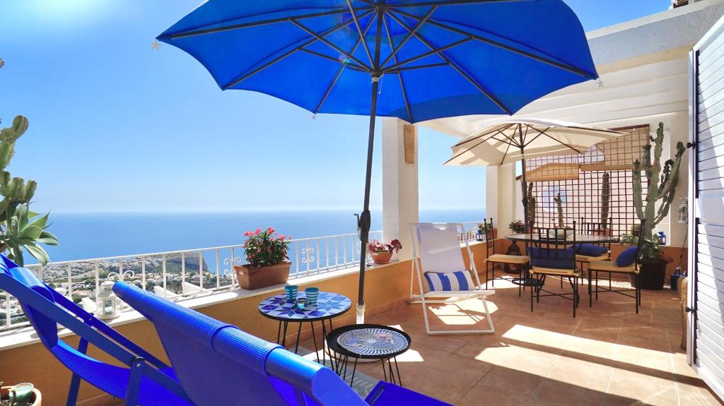 2 bed apartments - flats in Benitachell