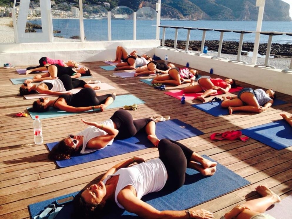 Francesca Stutely - Yoga & Wellbeing