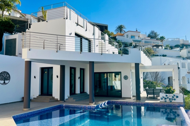 4 bed villa in Moraira