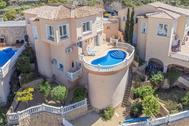 4 bed villas in Benitachell
