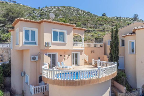 4 bed villas in Benitachell