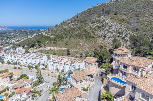 4 bed villas in Benitachell