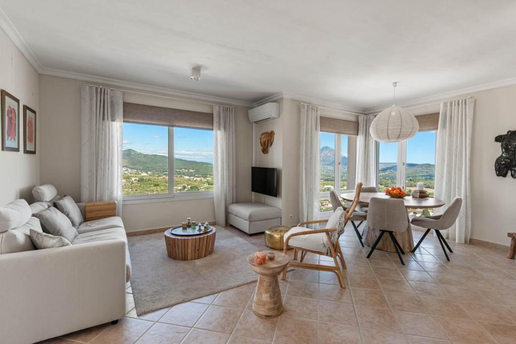 4 bed villas in Benitachell