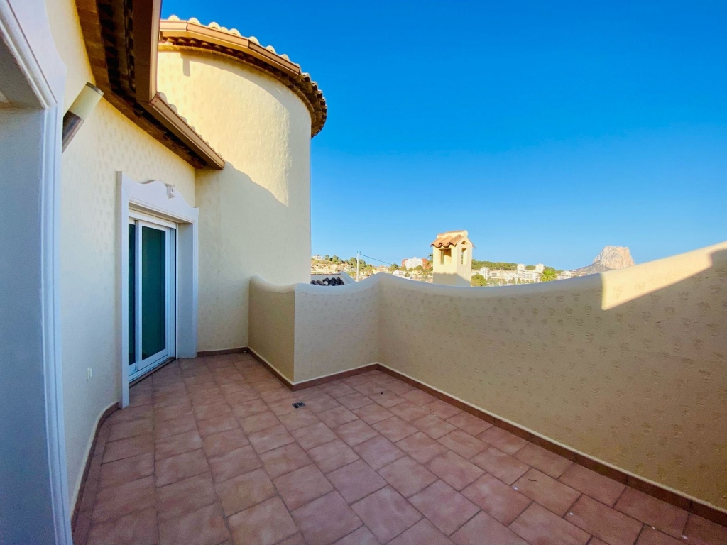 5 bed casa / chalet in Calpe / Calp