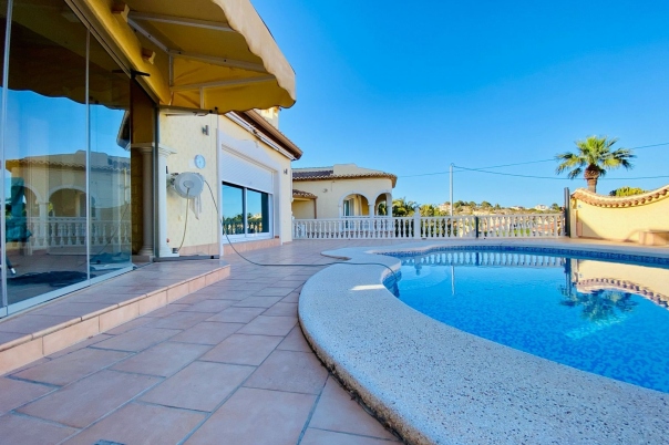 5 bed casa / chalet in Calpe / Calp