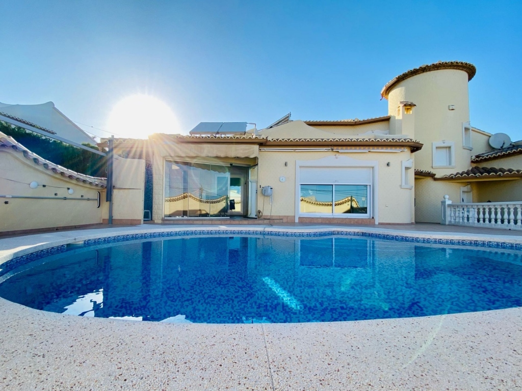 5 bed casa / chalet in Calpe / Calp