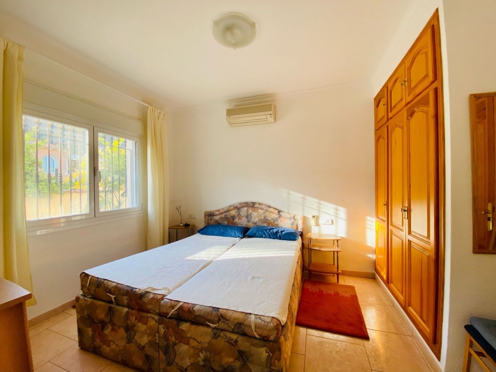 5 bed casa / chalet in Calpe / Calp