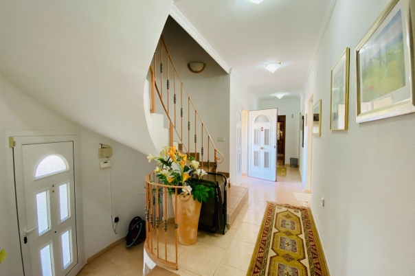 5 bed casa / chalet in Calpe / Calp