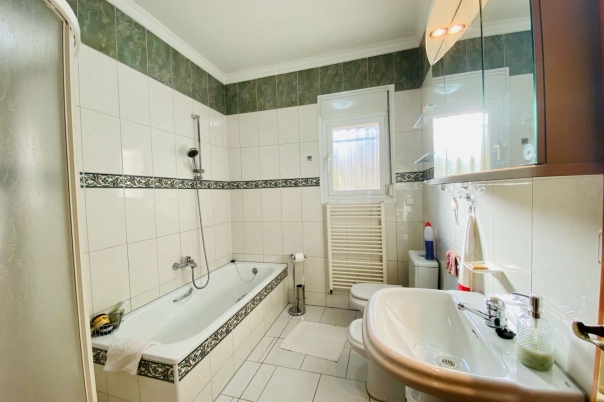 5 bed casa / chalet in Calpe / Calp