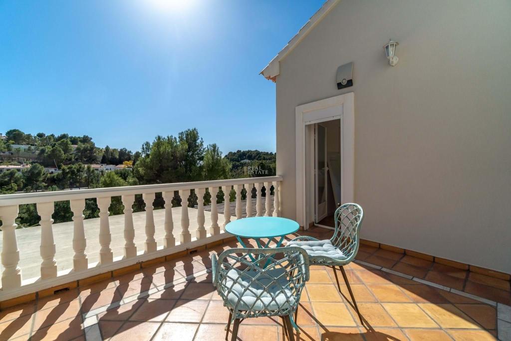 4 bed villa in Altea