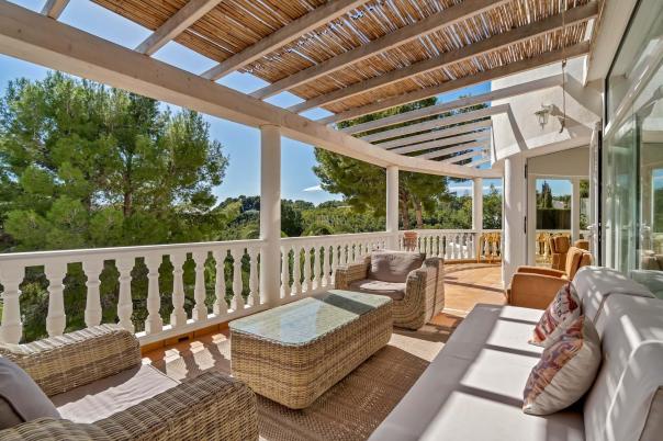 4 bed villa in Altea