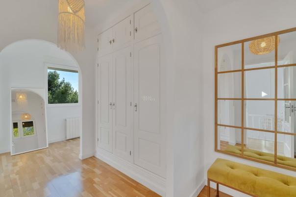 4 bed villa in Altea