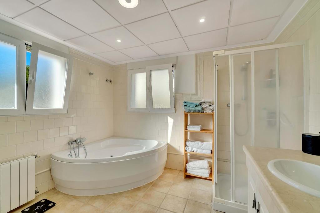 4 bed villa in Altea