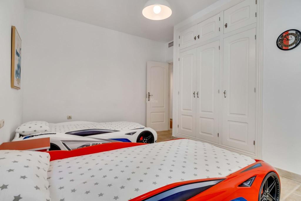 4 bed villa in Altea