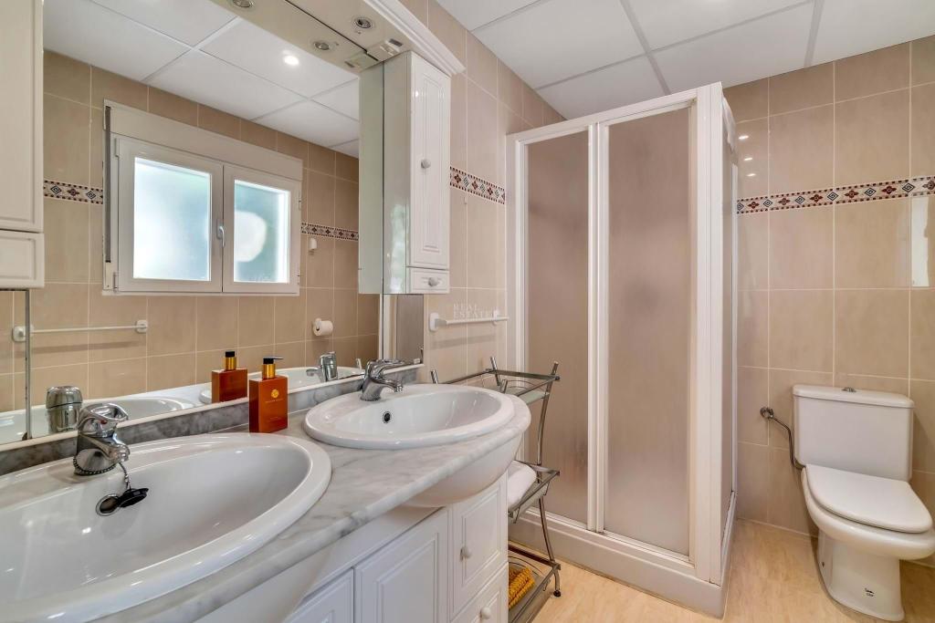 4 bed villa in Altea