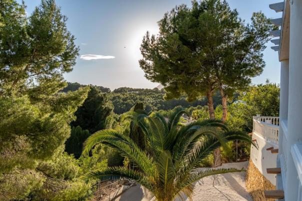 4 bed villa in Altea