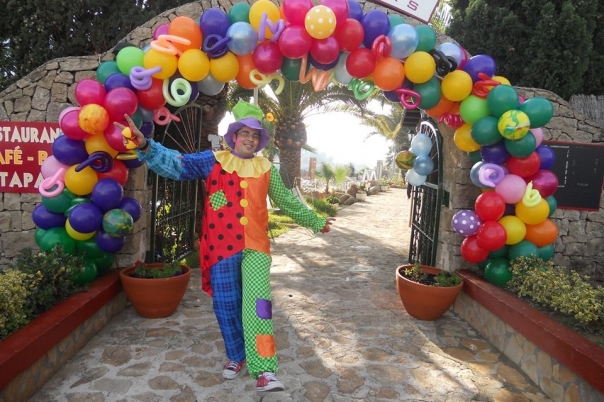 Brevis Moraira - Mini Golf, Bar, Tapas, Barbecue, Paella & Kids Parties
