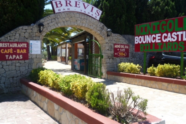 Brevis Moraira - Mini Golf, Bar, Tapas, Barbecue, Paella & Kids Parties