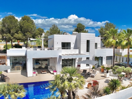3 bed villas in Moraira