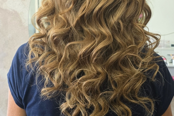Leevenchy Hair & Beauty - Hair Extensions Costa Blanca
