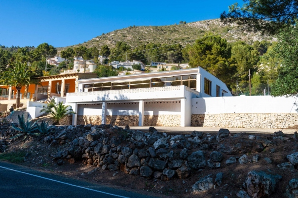commercial_premises in Alcalalí