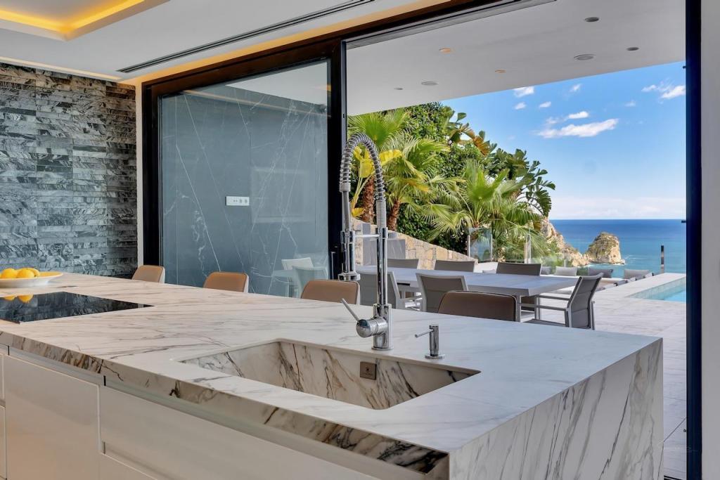 5 bed villas in Javea