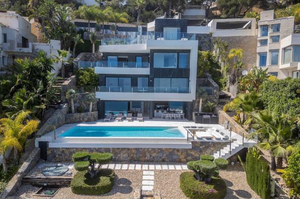 5 bed villas in Javea