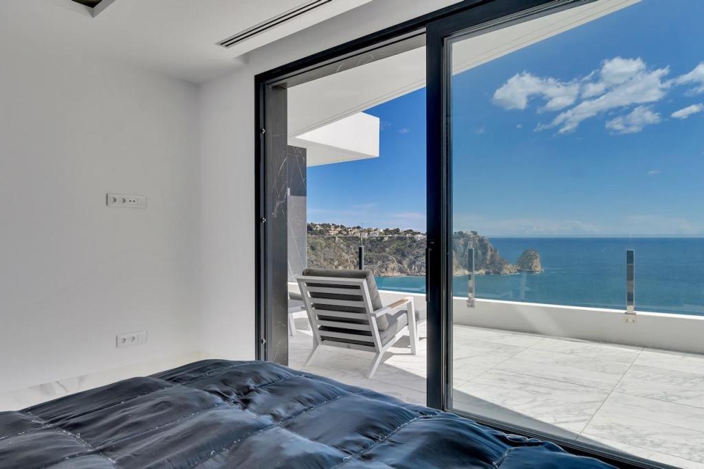 5 bed villas in Javea