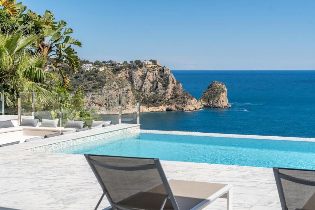 5 bed villas in Javea
