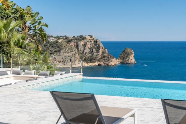 5 bed villas in Javea
