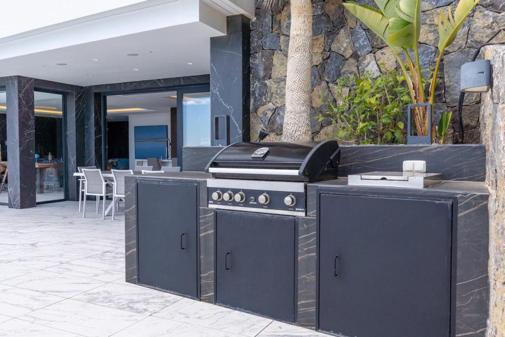 5 bed villas in Javea