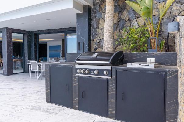 5 bed villas in Javea