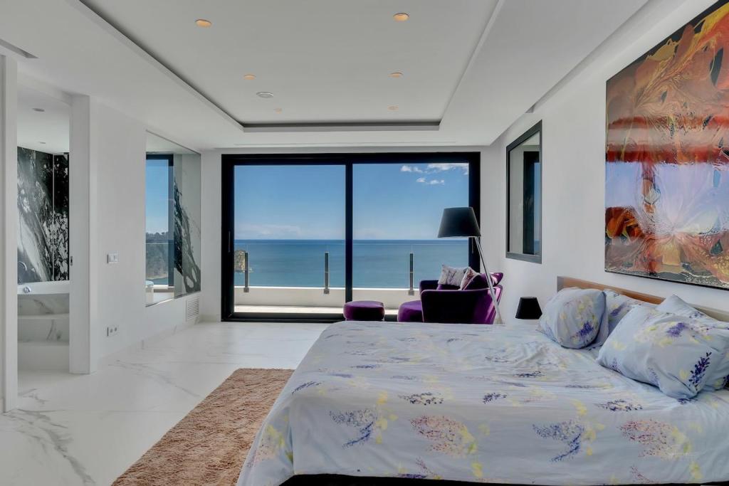 5 bed villas in Javea