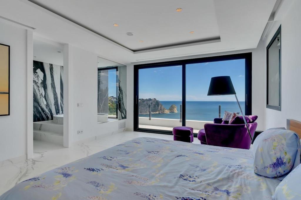 5 bed villas in Javea