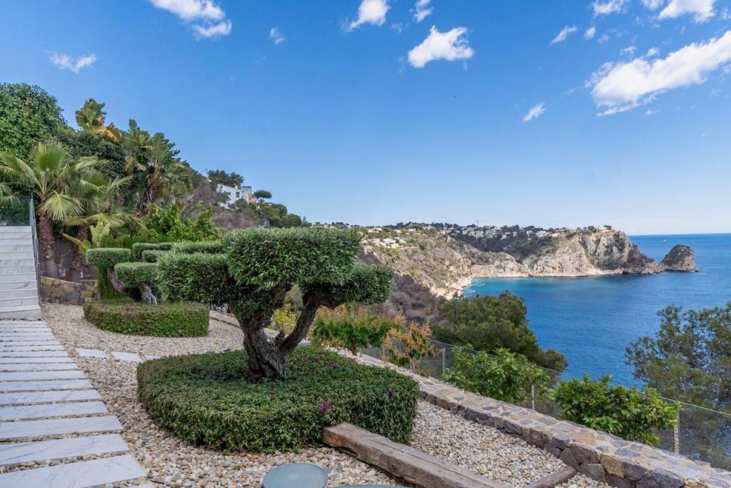 5 bed villas in Javea
