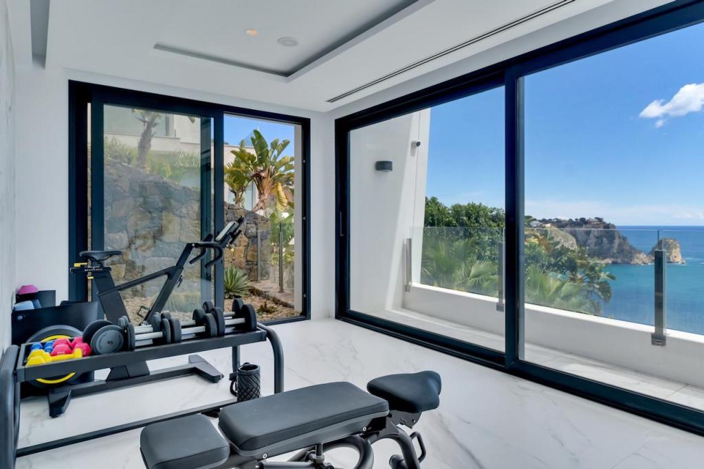 5 bed villas in Javea