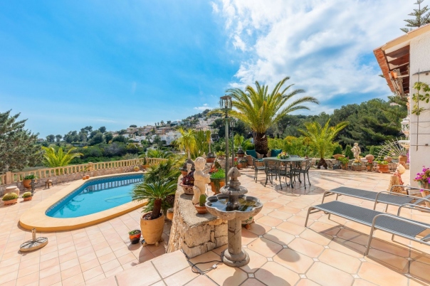 3 bed villa in Moraira