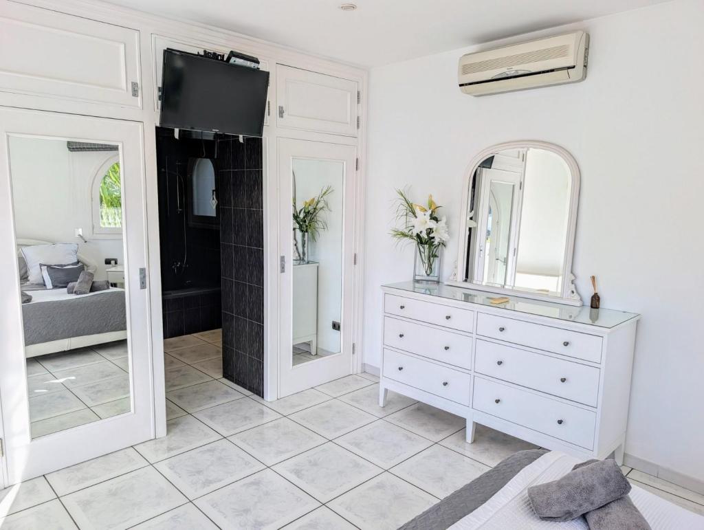 3 bed villas in Moraira